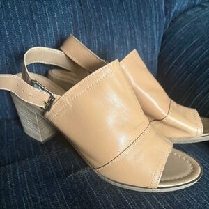 Sophia Milano Leather - 8.5
